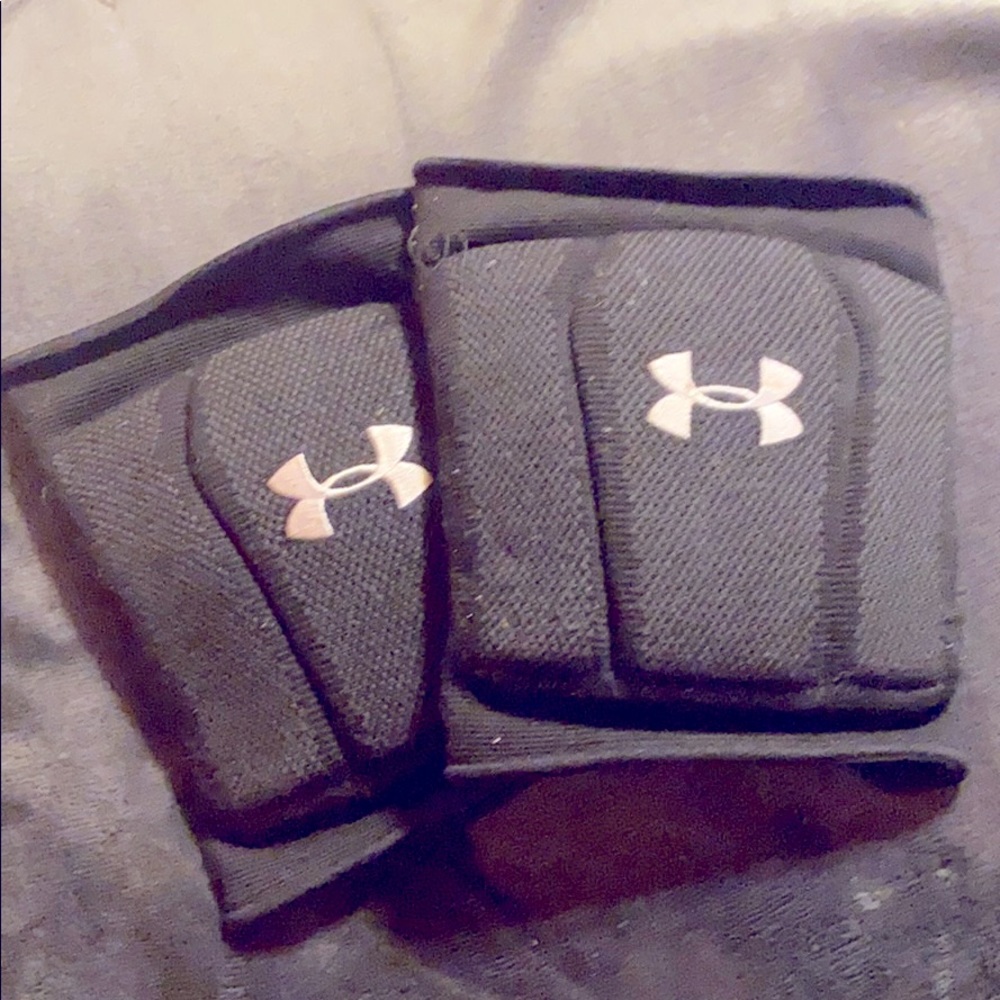 Under Armour volleyball knee pads